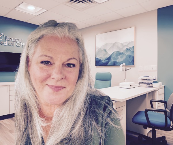 Cruise Brothers Travel Agent Lisa Smith